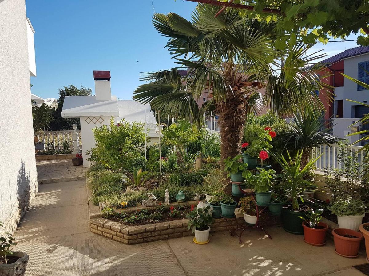 Apartmani Slavica Biograd Na Moru Exterior foto
