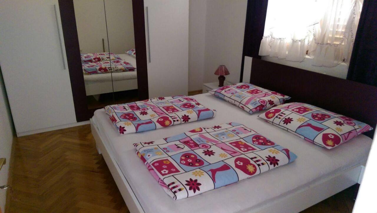 Apartmani Slavica Biograd Na Moru Exterior foto